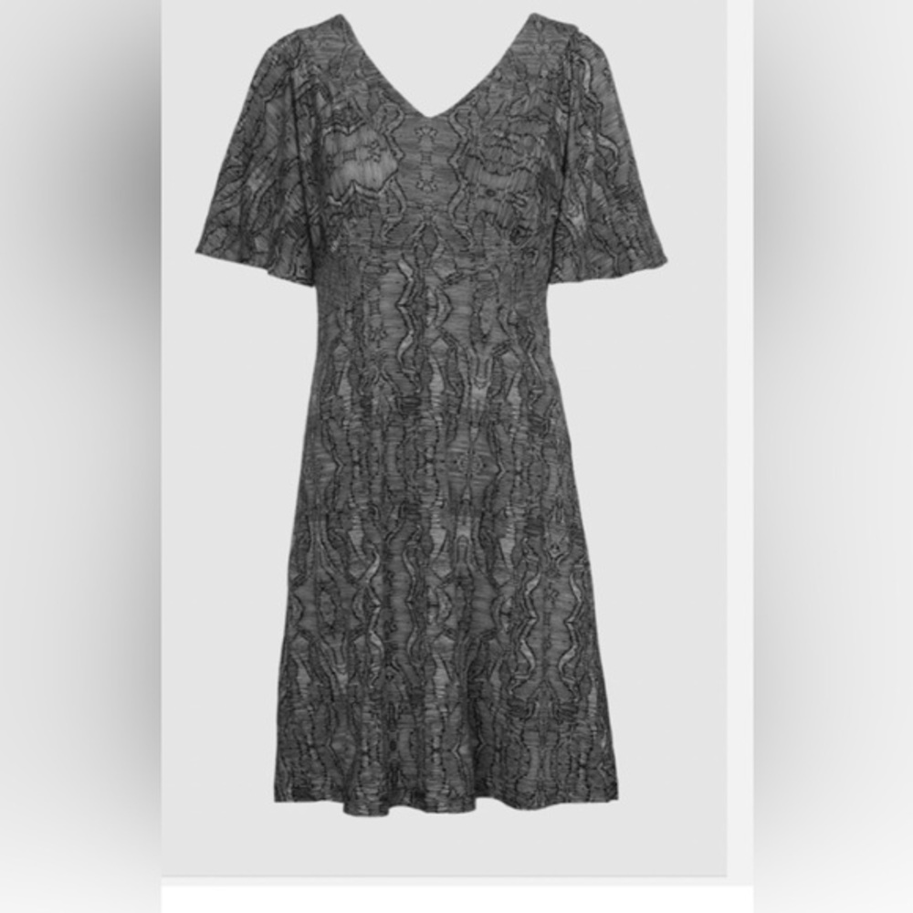 Cabi New NWT Twirl Dress #4641 Gray Pattern